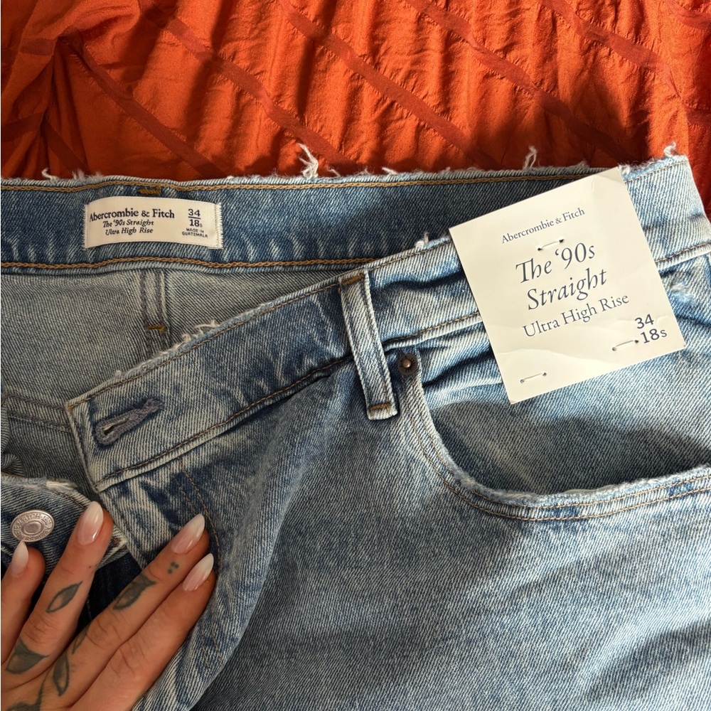 Abercrombie & Fitch 90s Straight Ultra High Rise Jeans